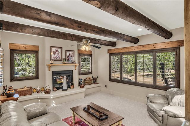693 N PINION HILLS DR, Dammeron Valley, UT 84783