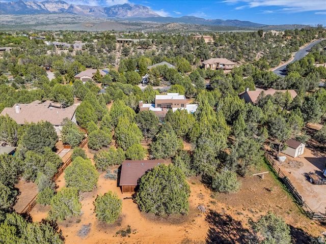 693 N PINION HILLS DR, Dammeron Valley, UT 84783