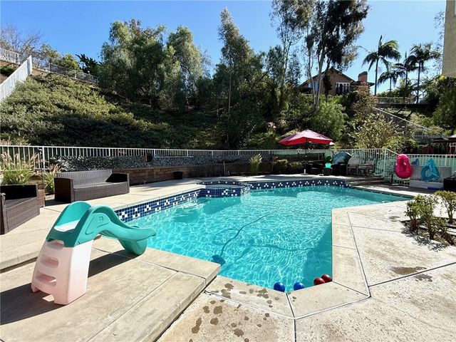31952 La Subida, Rancho Santa Margarita, CA 92679