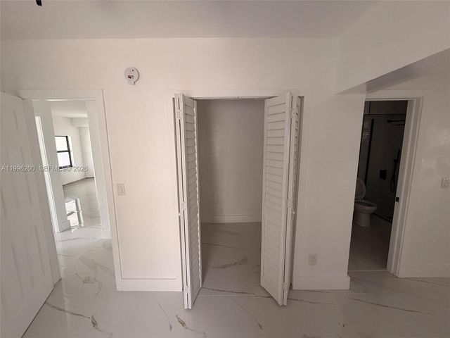 1261 NW 45th St, Miami, FL 33142