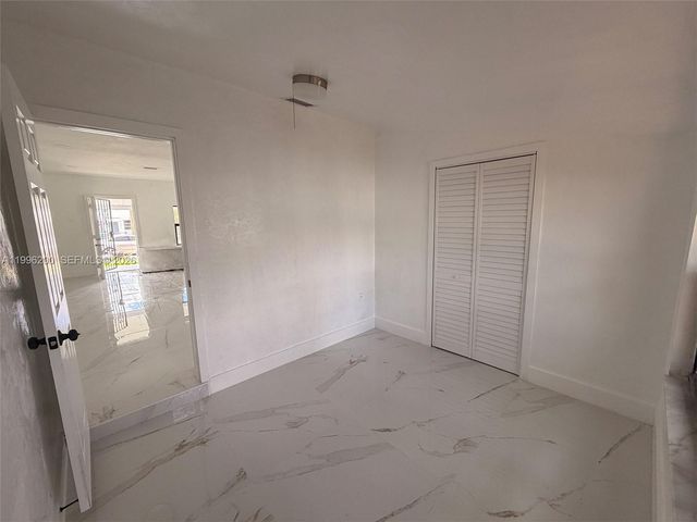 1261 NW 45th St, Miami, FL 33142