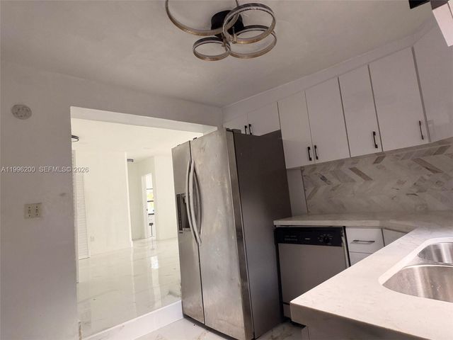 1261 NW 45th St, Miami, FL 33142