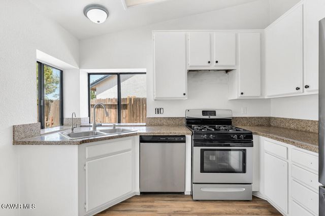 37652 Patty Court, Palmdale, CA 93550