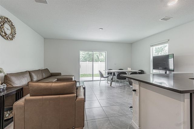 6358 SOPHIE OAKS COURT, Tampa, FL 33610