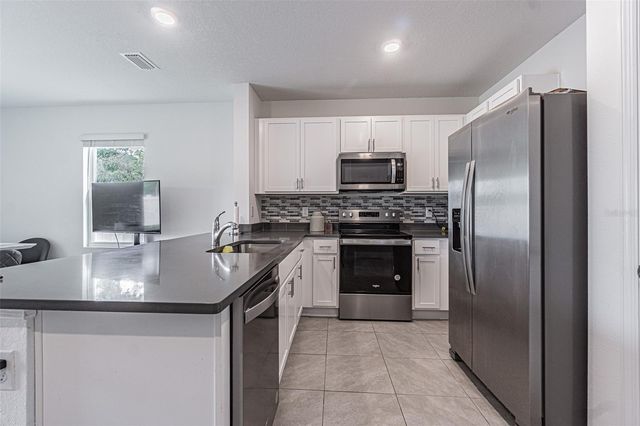 6358 SOPHIE OAKS COURT, Tampa, FL 33610