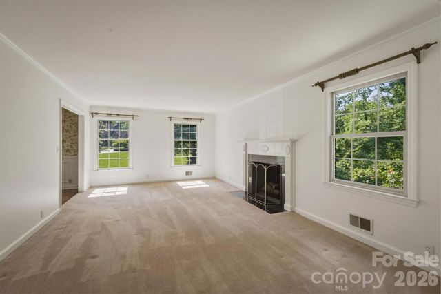 102 Woodland Drive, Morganton, NC 28655