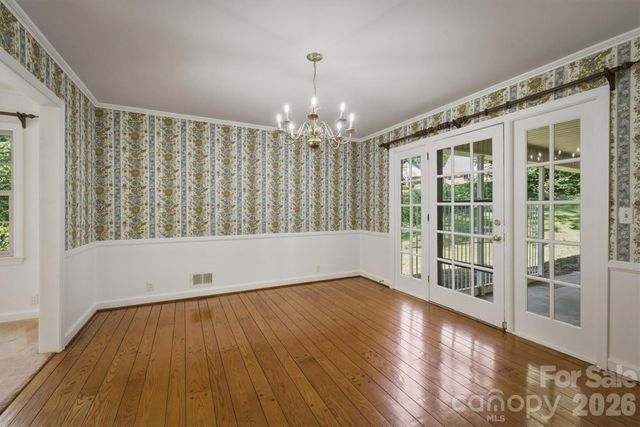 102 Woodland Drive, Morganton, NC 28655