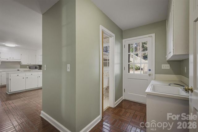 102 Woodland Drive, Morganton, NC 28655