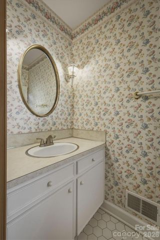 102 Woodland Drive, Morganton, NC 28655