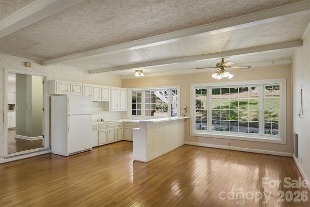 102 Woodland Drive, Morganton, NC 28655