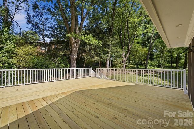 102 Woodland Drive, Morganton, NC 28655