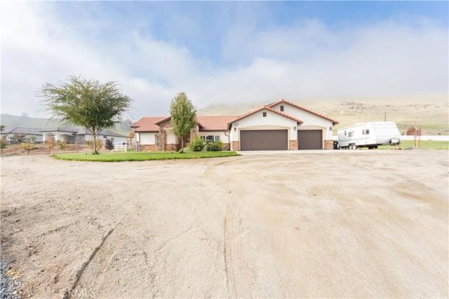 16605 Deer Creek Drive, Springville, CA 93265