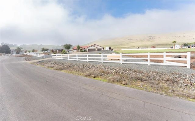 16605 Deer Creek Drive, Springville, CA 93265