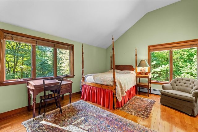 53 Green Ln, Sherborn, MA 01770