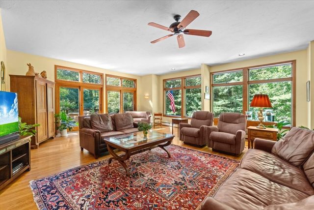 53 Green Ln, Sherborn, MA 01770