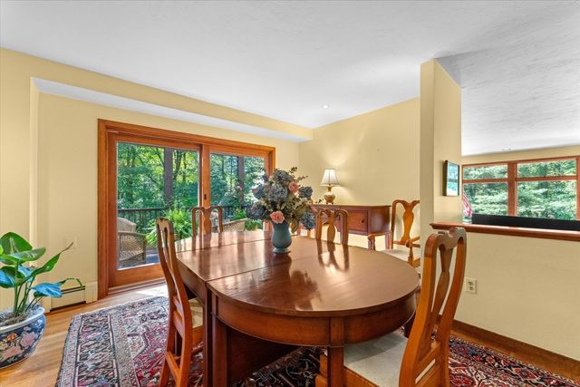 53 Green Ln, Sherborn, MA 01770