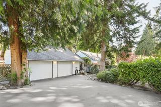 16004 74th Avenue NE, Kenmore, WA 98028