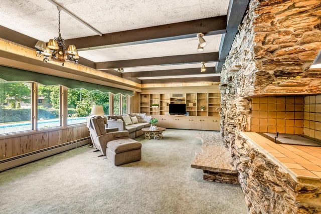 13335 Marquette AVENUE, Elm Grove, WI 53122