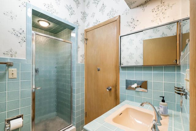 13335 Marquette AVENUE, Elm Grove, WI 53122