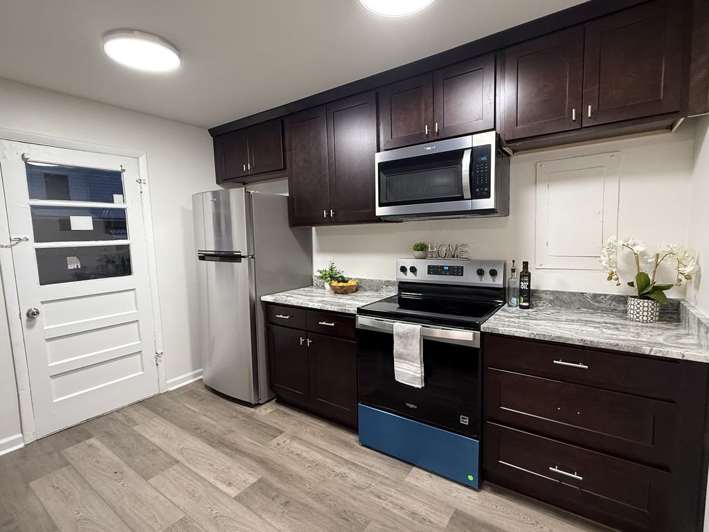 1911 Herman St Unit B, Nashville, TN 37208