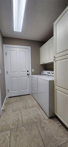 24077 NW 94TH AVENUE, Alachua, FL 32615