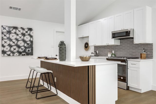 12208 Double Tree LN, Austin, TX 78750