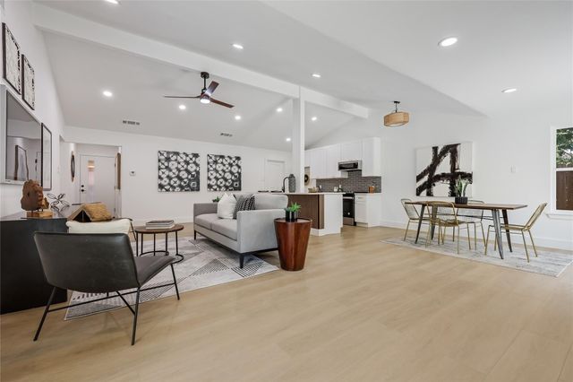 12208 Double Tree LN, Austin, TX 78750
