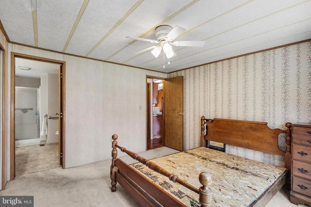 220 MAPLE AVE, Manheim, PA 17545