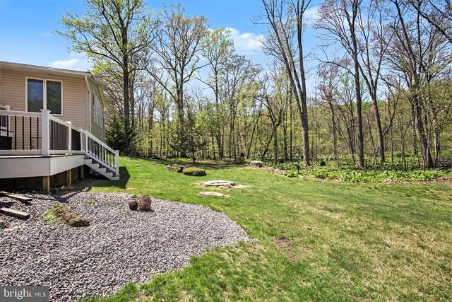 220 MAPLE AVE, Manheim, PA 17545
