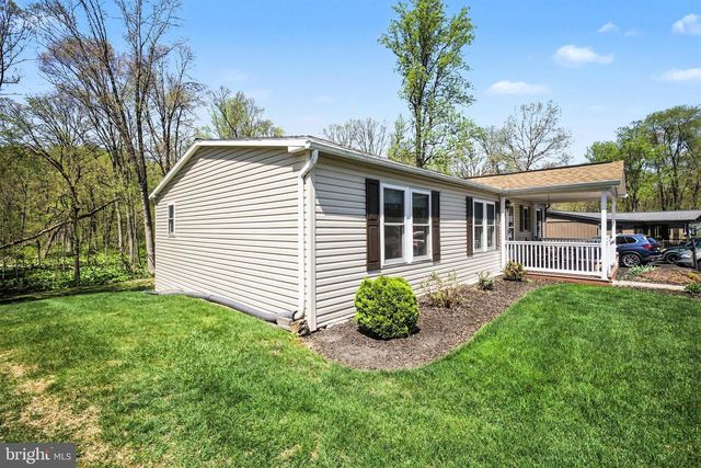 220 MAPLE AVE, Manheim, PA 17545