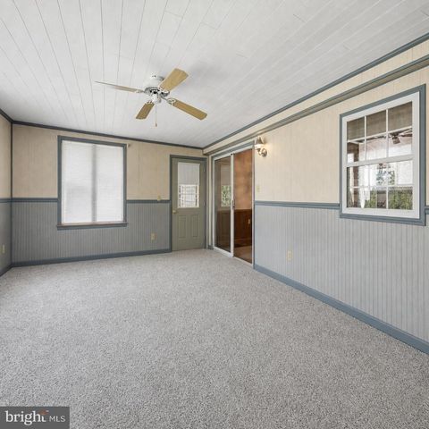 220 MAPLE AVE, Manheim, PA 17545