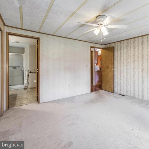 220 MAPLE AVE, Manheim, PA 17545