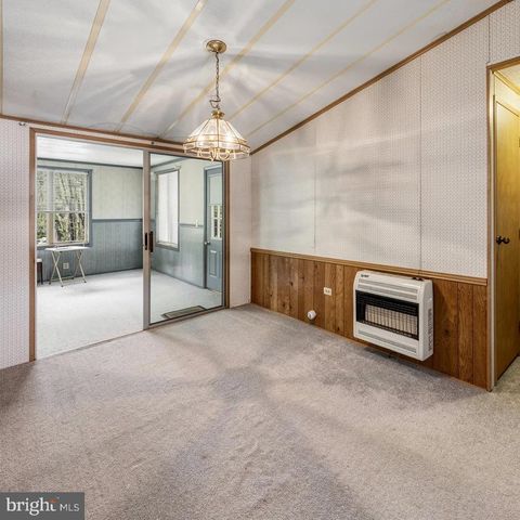 220 MAPLE AVE, Manheim, PA 17545