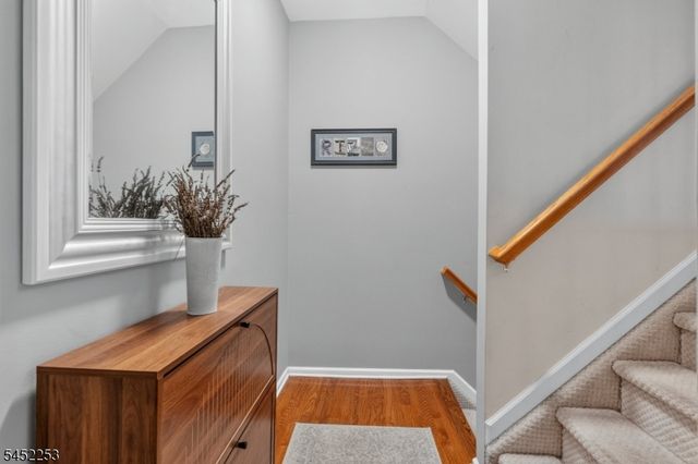 252 Ridge Dr, Pompton Lakes Boro, NJ 07442