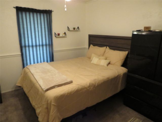 7218 Chinaberry Road, Dallas, TX 75249