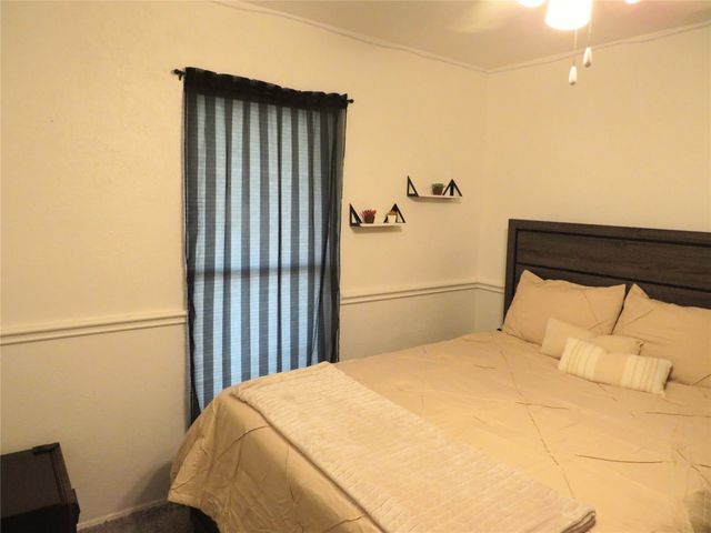 7218 Chinaberry Road, Dallas, TX 75249