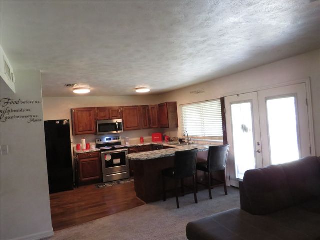 7218 Chinaberry Road, Dallas, TX 75249