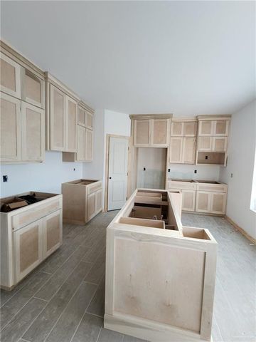 301 N 31st Street, Hidalgo, TX 78557