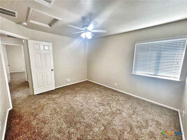 655 Tom Kemp Drive, New Braunfels, TX 78130
