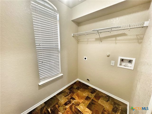 655 Tom Kemp Drive, New Braunfels, TX 78130