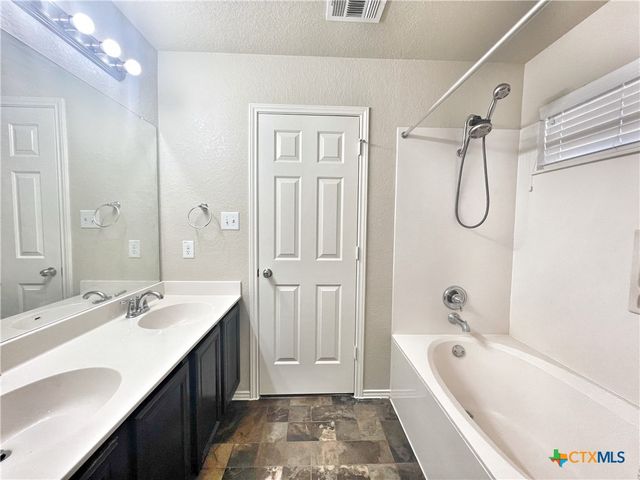 655 Tom Kemp Drive, New Braunfels, TX 78130