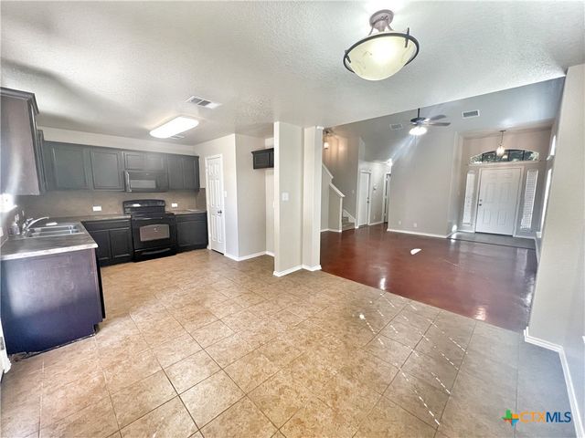 655 Tom Kemp Drive, New Braunfels, TX 78130