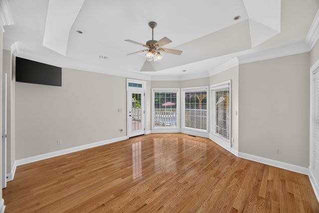 25 W Laurel Ave, Mcminnville, TN 37110