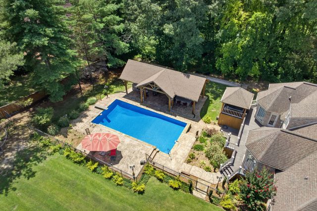 25 W Laurel Ave, Mcminnville, TN 37110