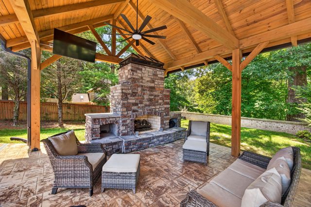 25 W Laurel Ave, Mcminnville, TN 37110