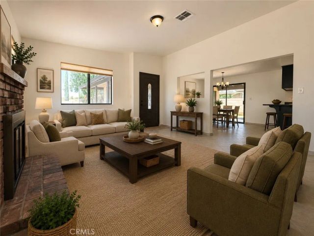 606 E Avenue J9, Lancaster, CA 93535