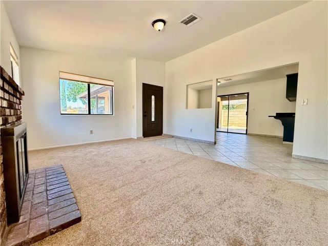 606 E Avenue J9, Lancaster, CA 93535