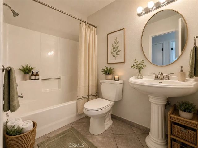 606 E Avenue J9, Lancaster, CA 93535