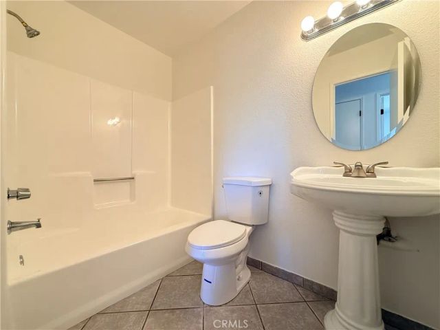 606 E Avenue J9, Lancaster, CA 93535