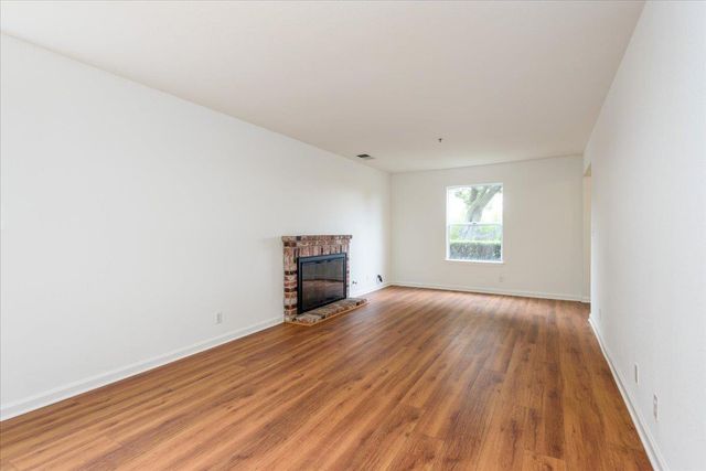 3 Bay Landing, San Mateo, CA 94401